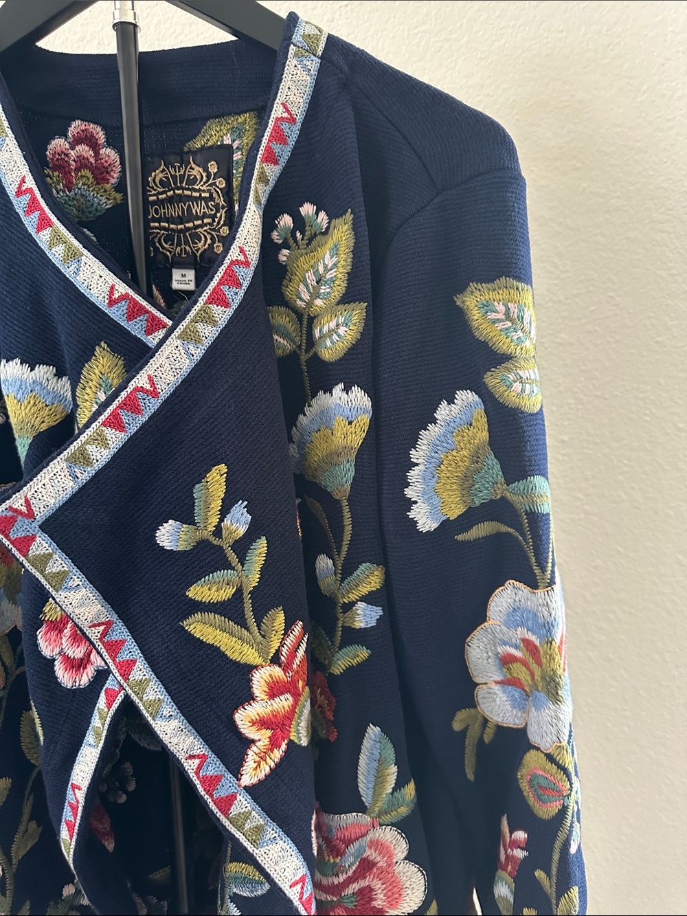Johnny Was BIYA Draped Sweater Gillian Embroidered Floral Navy Cardigan NEW Med - Picture 4 of 11